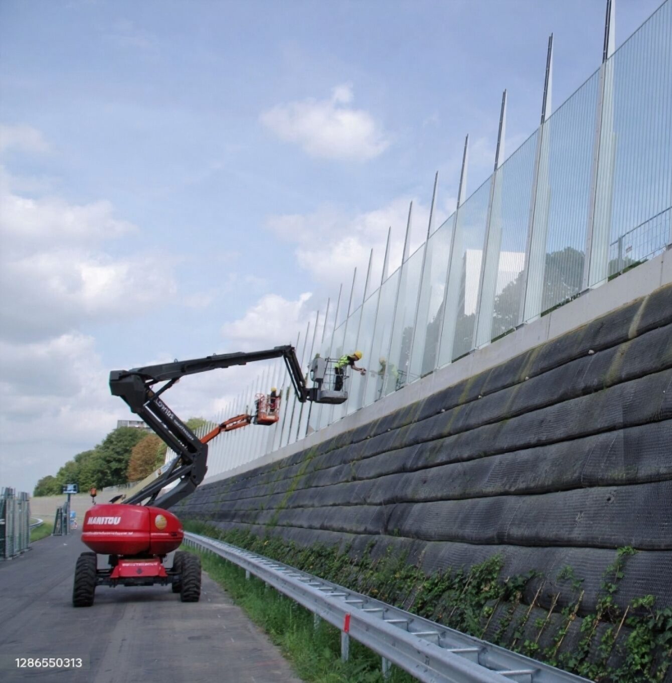 RE Wall and Slope Stabilisation solutions